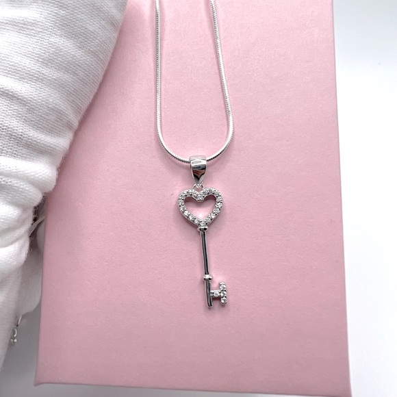 Sterling Silver Cz Key Necklace - Picture 14 of 16